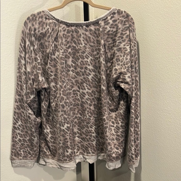 Knox Rose brown and tan Relaxed Sweatshirt - Picture 3 of 3